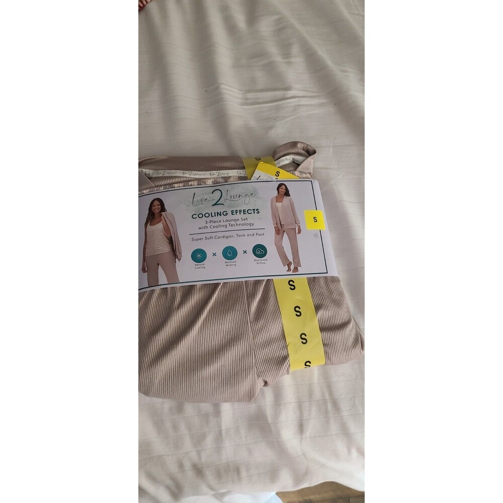 NWT Live 2 Lounge Women's 3-Piece Lounge Soft  Cardigan, Tank & Pant Size Small